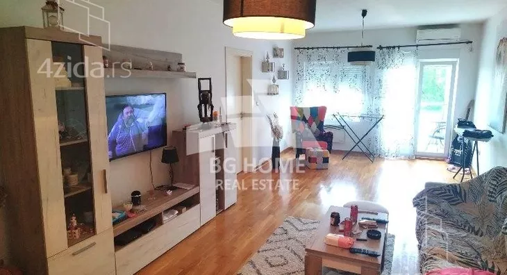 Dvoiposoban stan na prodaju, Ugrinovački put, 140.000€, 67m² - stampaj