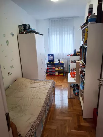 Nikole Doksata | 4zida.rs