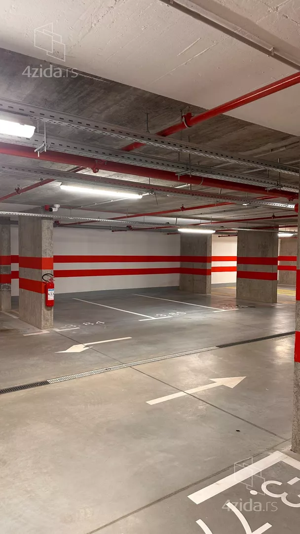 Garaža | 4zida