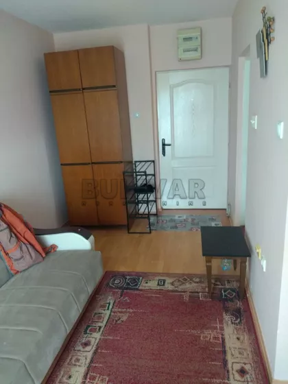 Rentgenova | 4zida.rs