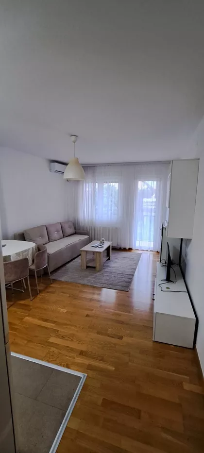 Kočićeva 10 | 4zida.rs