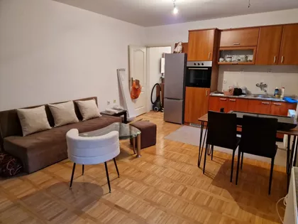Ćirila I Metodija 21 | 4zida.rs