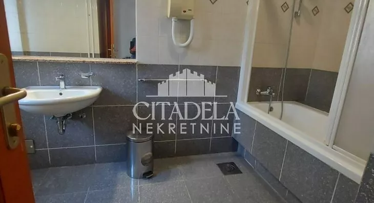 4-etažna kuća | 4zida