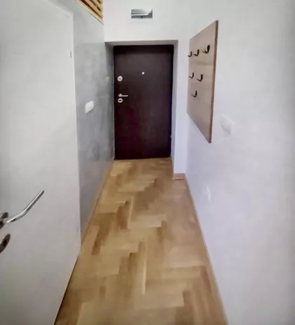 Poenkareova | 4zida.rs