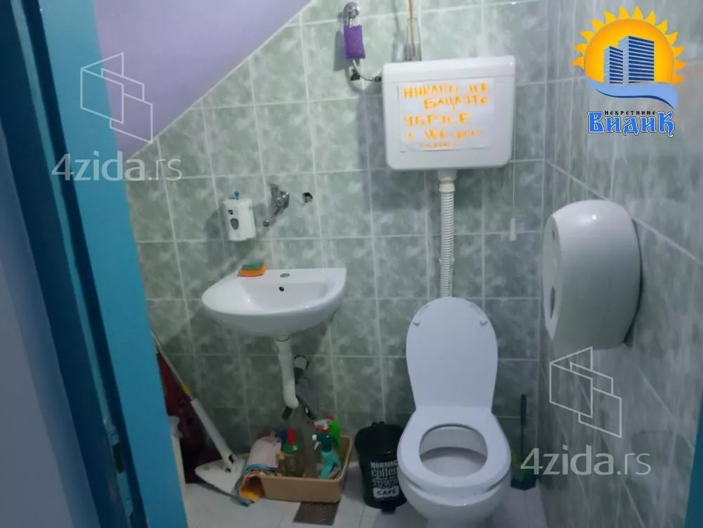 Lokal | 4zida
