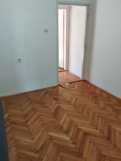 Knićaninova 47 | 4zida.rs
