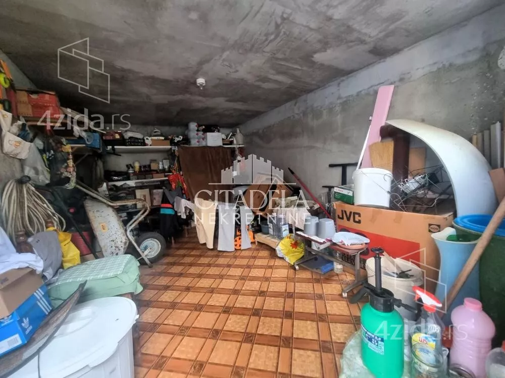 3-etažna kuća | 4zida