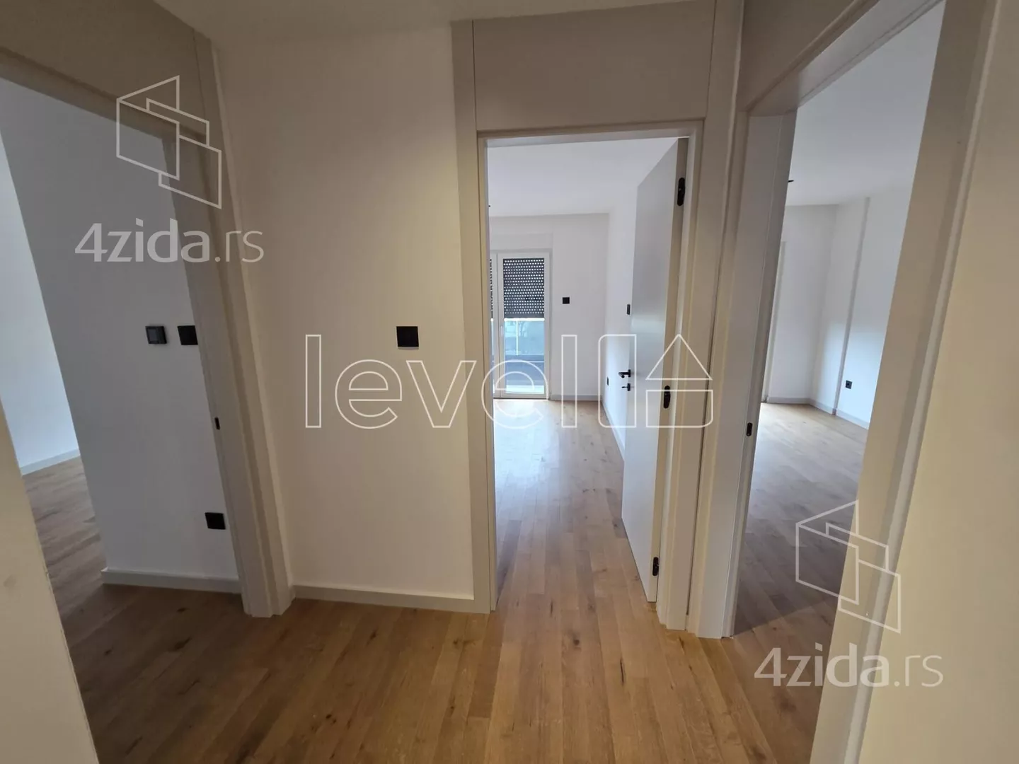 Petosoban stan | 4zida