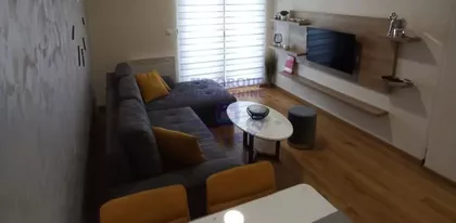 Okolne lokacije | 4zida.rs