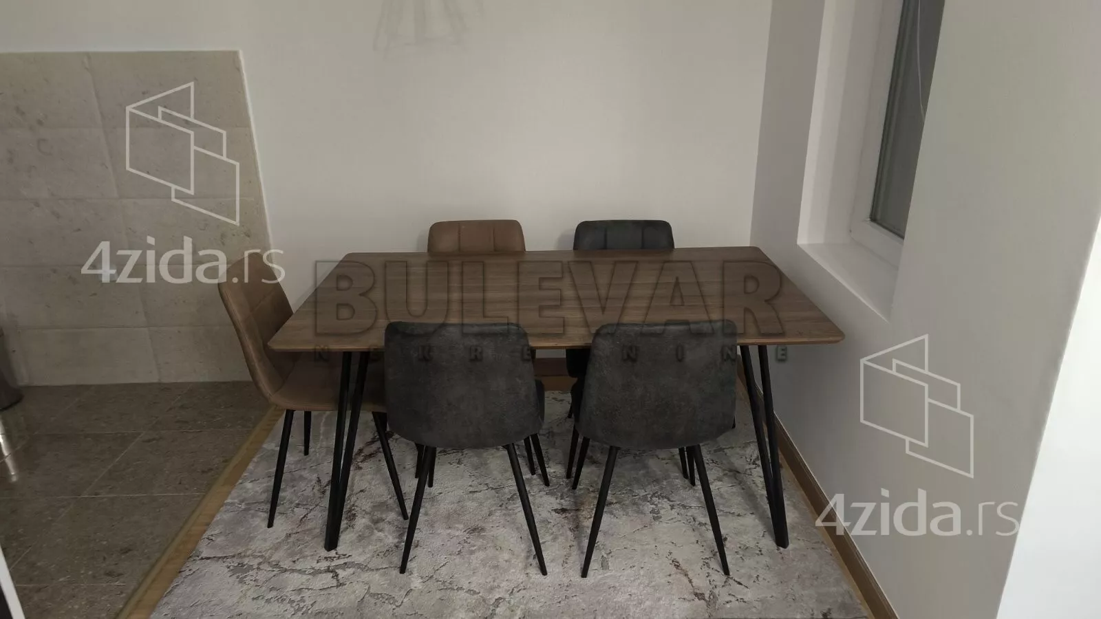 Dvoiposoban stan | 4zida