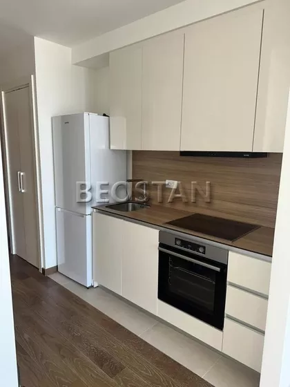 Hercegovacka | 4zida.rs