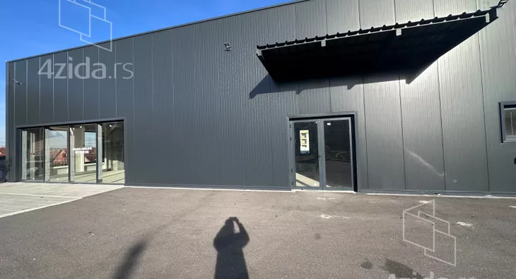 Poslovni prostor | 4zida