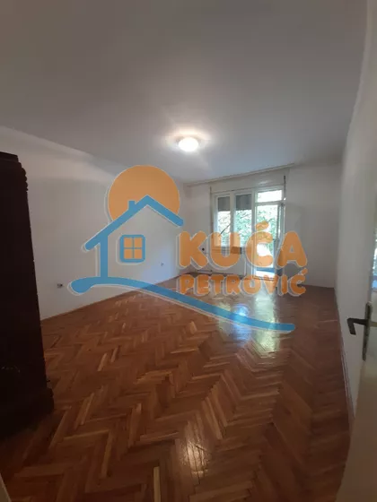 Sinđelićev trg | 4zida.rs