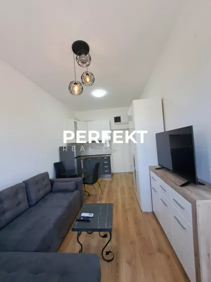 Cara Dušana | 4zida.rs