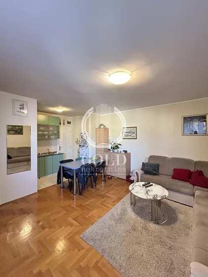 Janka Čmelika | 4zida.rs