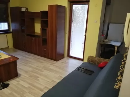 Cara Dušana | 4zida.rs