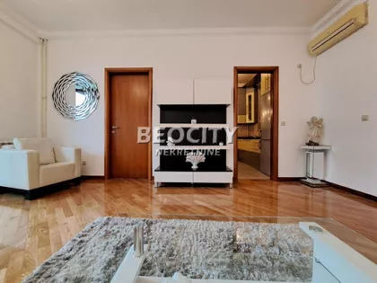 Hram Svetog Save | 4zida.rs