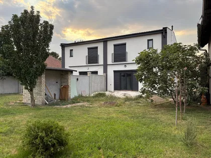 Karolja Bitermana 48 | 4zida.rs