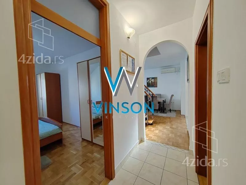 Četvoroiposoban stan | 4zida