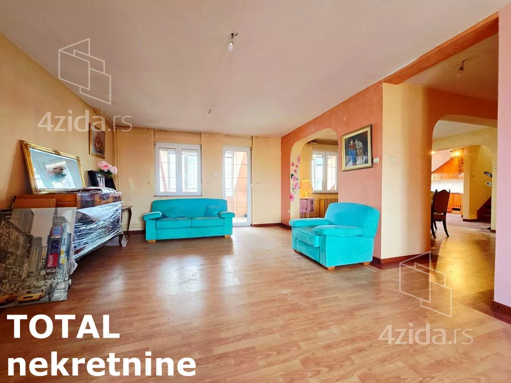 Petosoban stan | 4zida