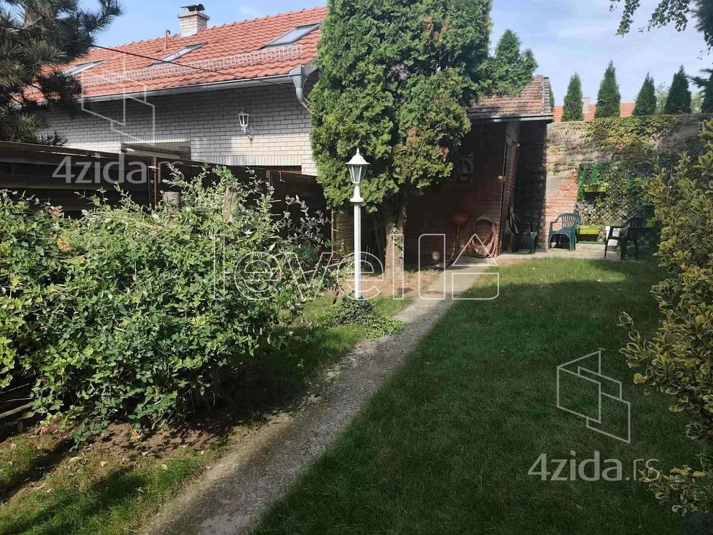 Kuća | 4zida