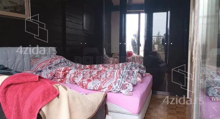 Četvoroiposoban stan | 4zida
