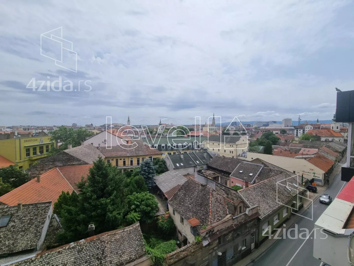 Troiposoban stan | 4zida