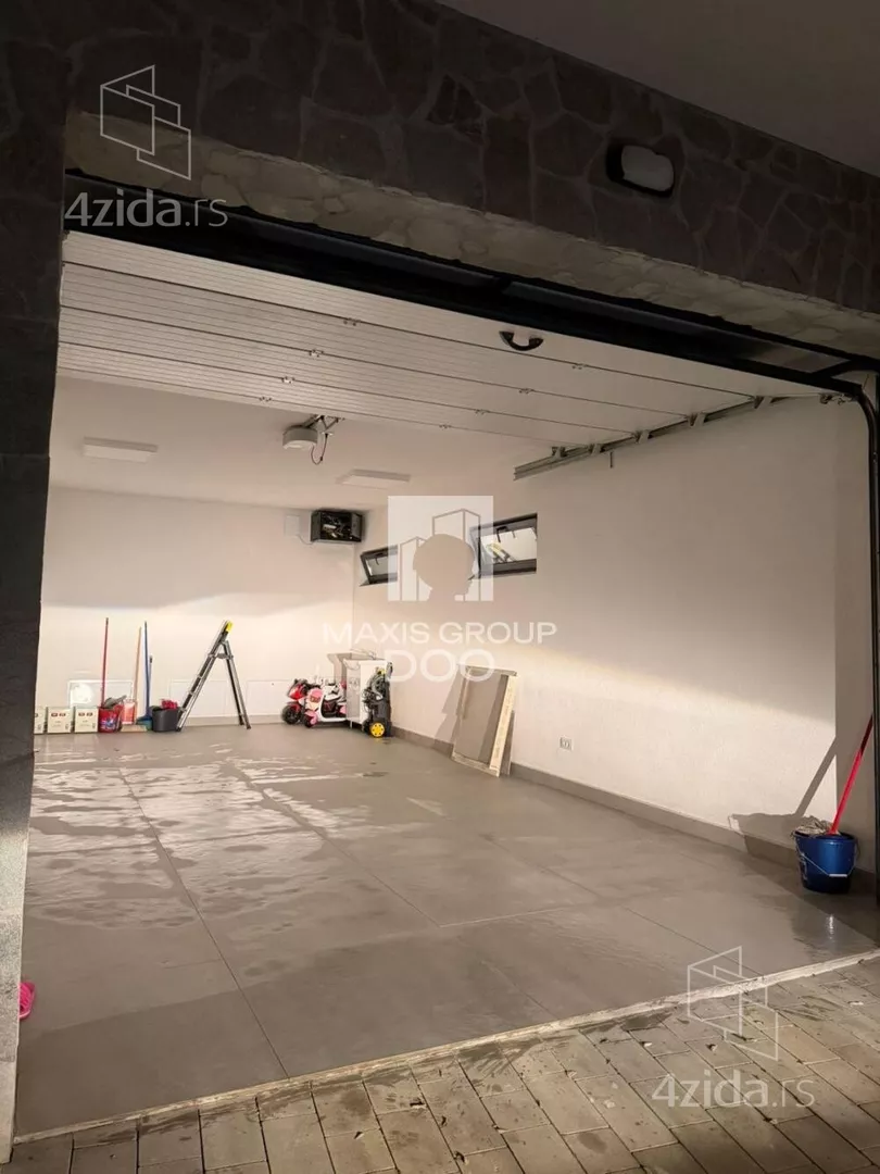 3-etažna kuća | 4zida