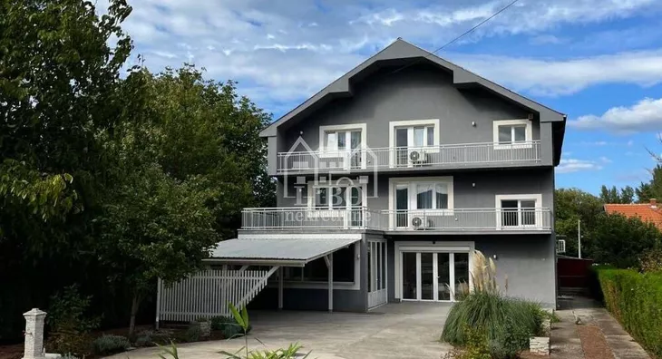 Ugostiteljski objekat | 4zida