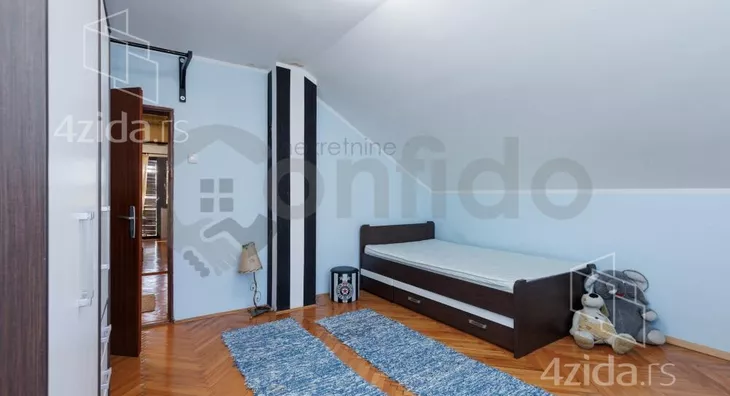 Kuća | 4zida