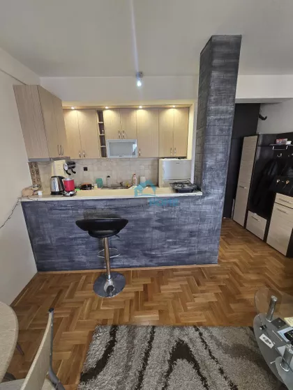 Mate Milošević | 4zida.rs