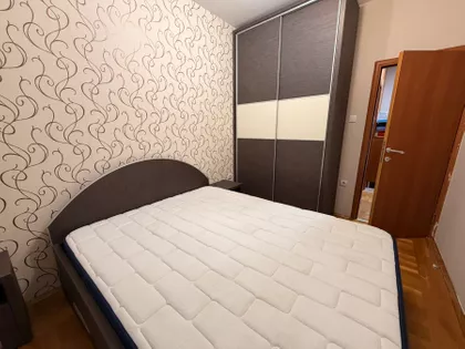 Kertvaroš | 4zida.rs