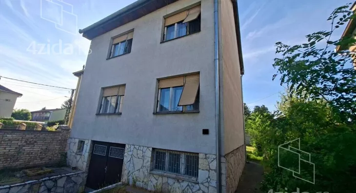 3-etažna kuća | 4zida