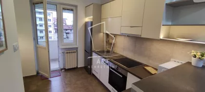 Cara Uroša | 4zida.rs