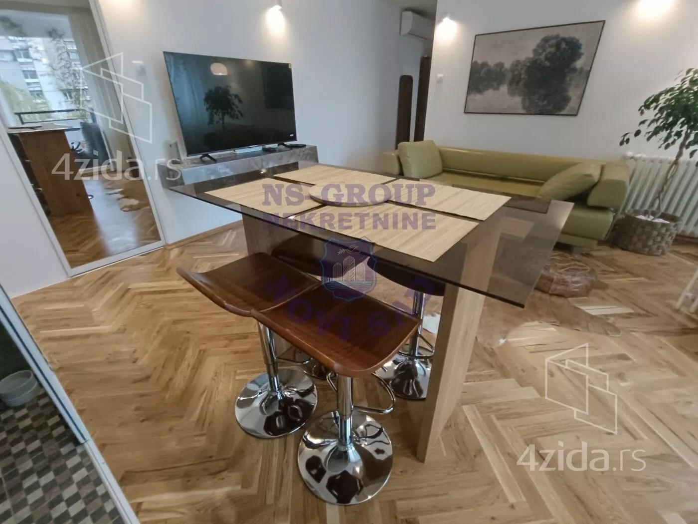 Dvoiposoban stan | 4zida