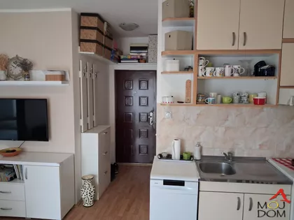 Bulevar Patrijarha Pavla (Somborski Bulevar) | 4zida.rs