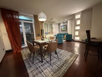 Petra Drapšina | 4zida.rs