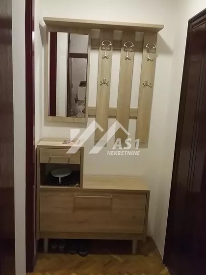 Hadži Ruvimova | 4zida.rs