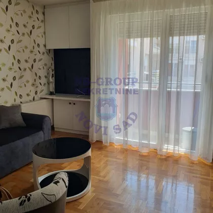 Kvantaška Pijaca | 4zida.rs