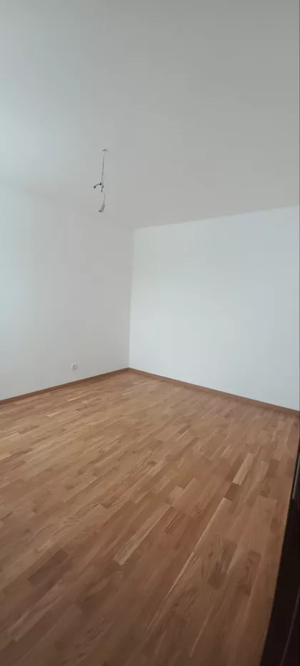 Trg Mučenika | 4zida.rs