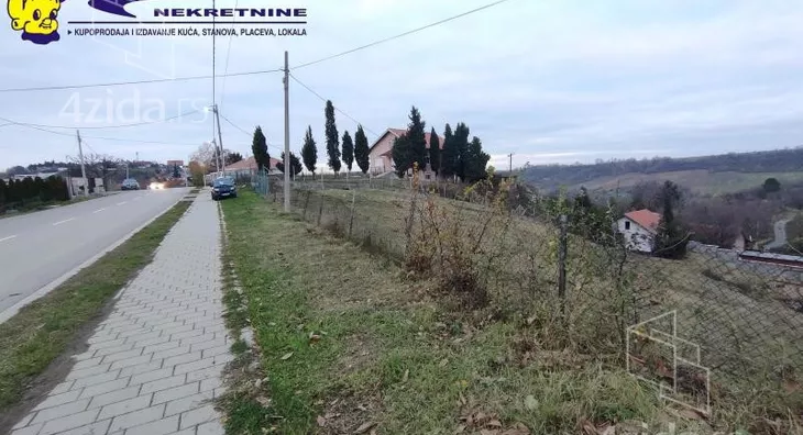 Plac | 4zida