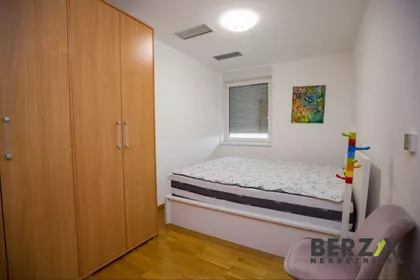 Sremska Kamenica | 4zida.rs