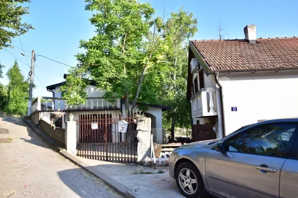 Đorđa Arackića-Uče 12 | 4zida.rs