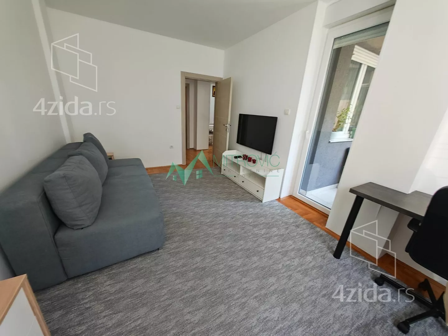 Dvoiposoban stan | 4zida