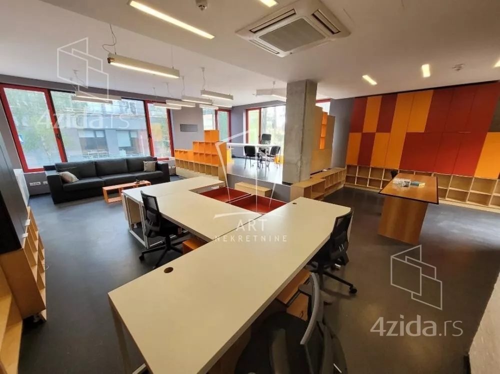 Poslovni prostor | 4zida