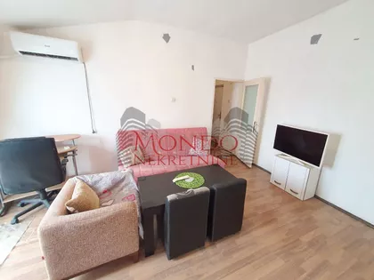 Ekonomski/Pravni Fakultet | 4zida.rs