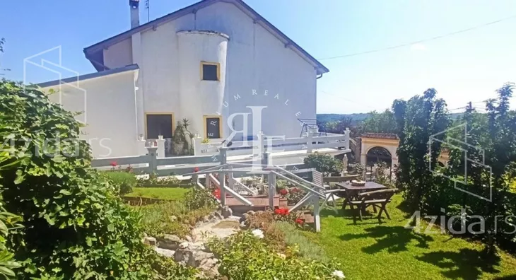 3-etažna kuća | 4zida