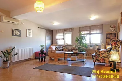 Ratka Mitrovića | 4zida.rs