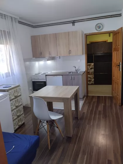 Andrićeva 1 | 4zida.rs