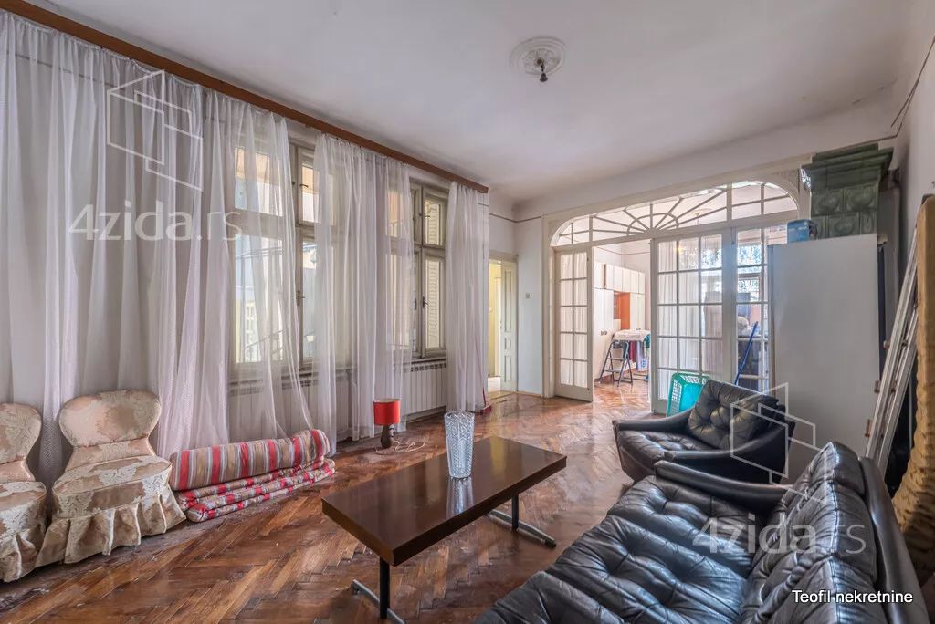 Troiposoban stan | 4zida